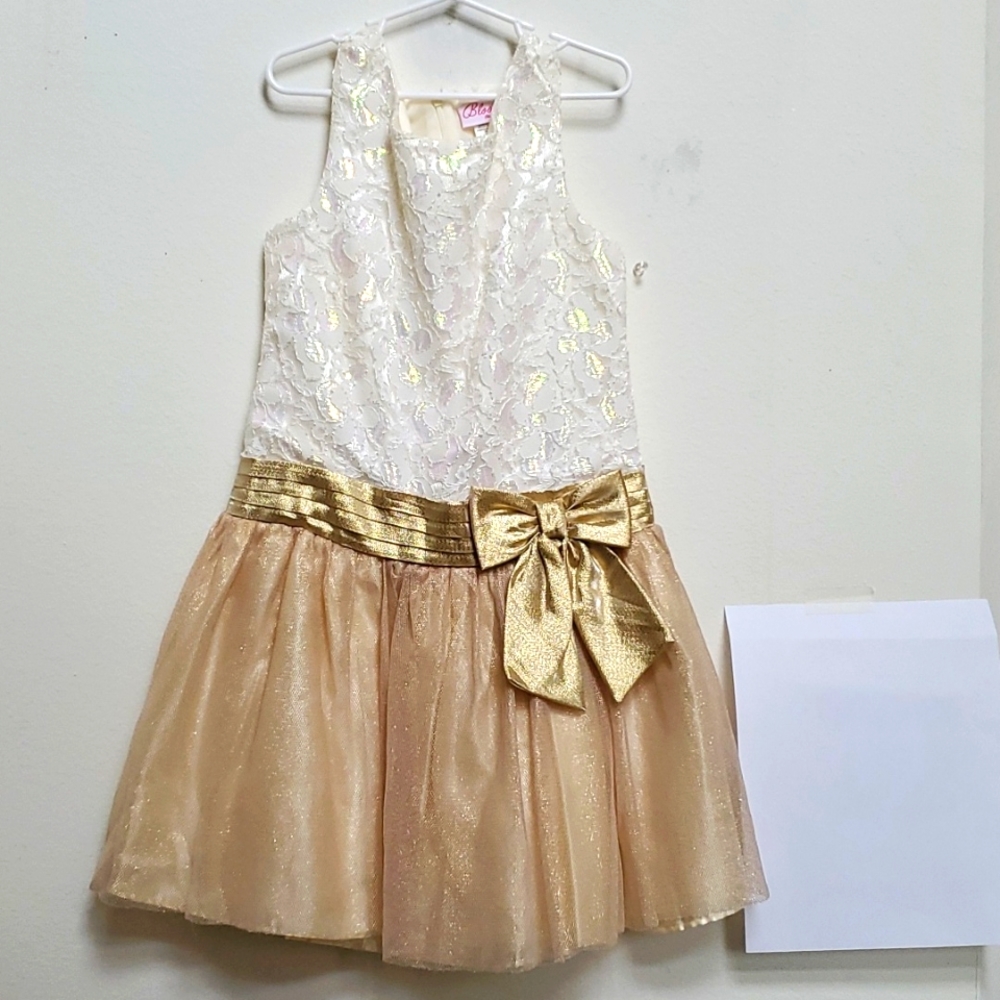 Beige dress with golden mesh